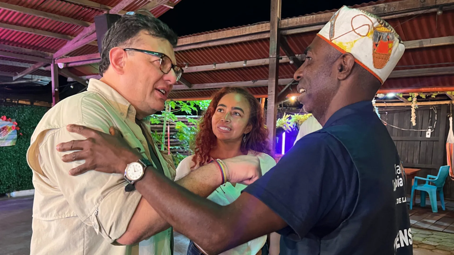 “A pesar de los intentos por hacer trizas la paz, este gobierno y esta gerencia sacó adelante las 20 Emisoras de Paz”: Hollman Morris, gerente de RTVC