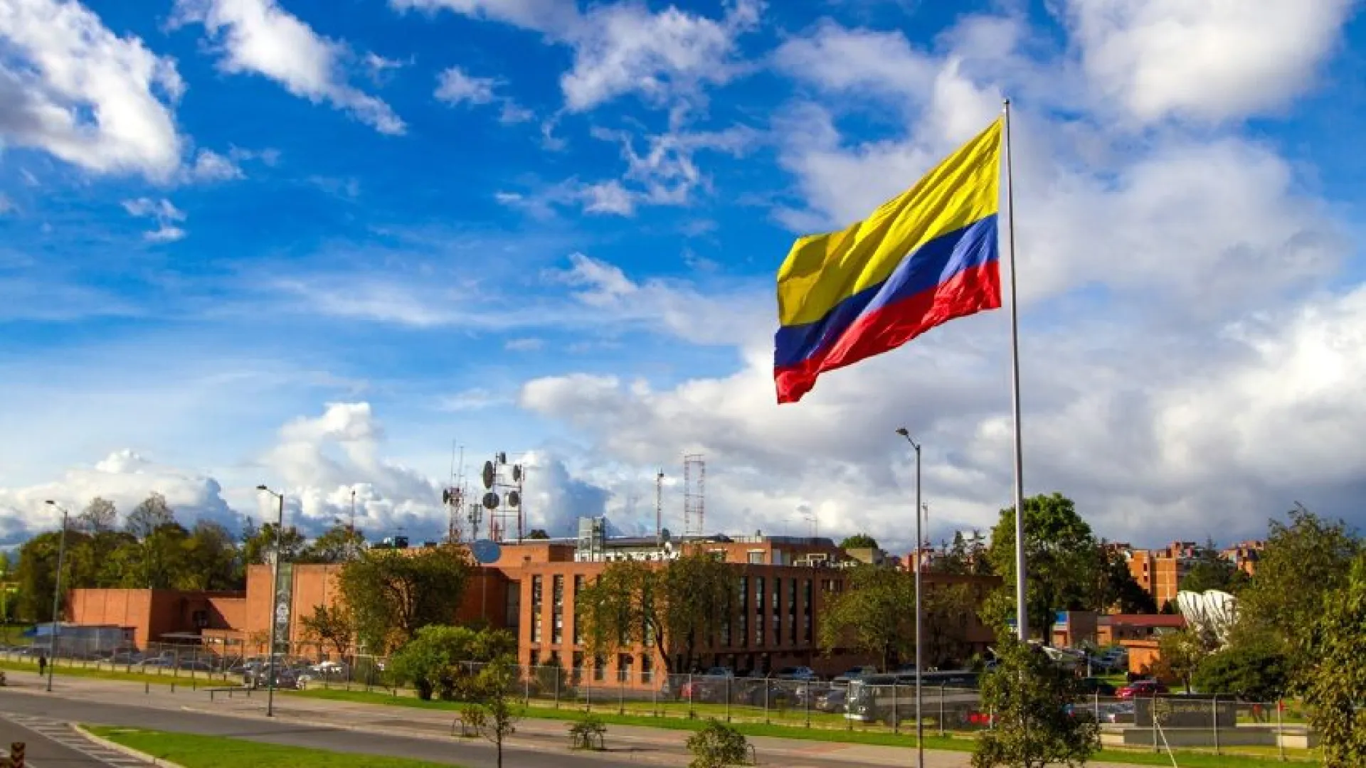 Fachada RTVC calle 26