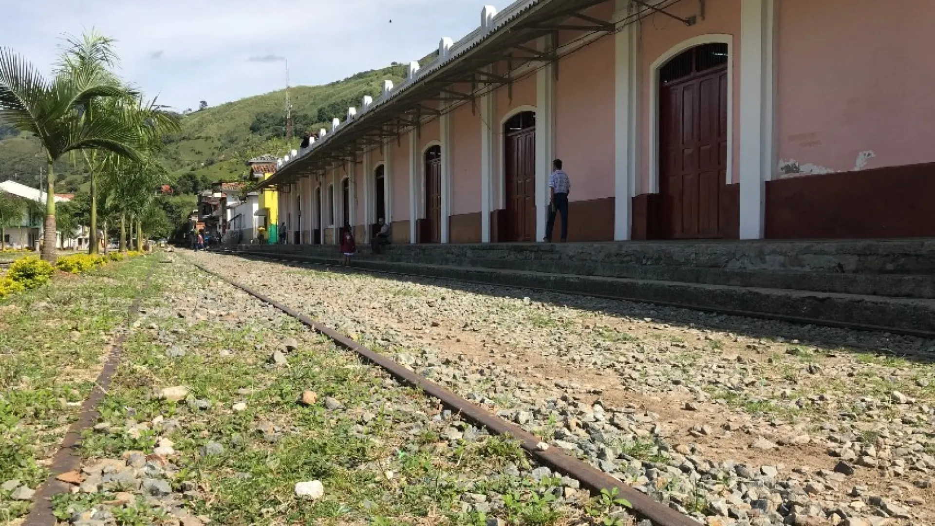 Radio Nacional de Colombia recorre los “Caminos de Hierro”