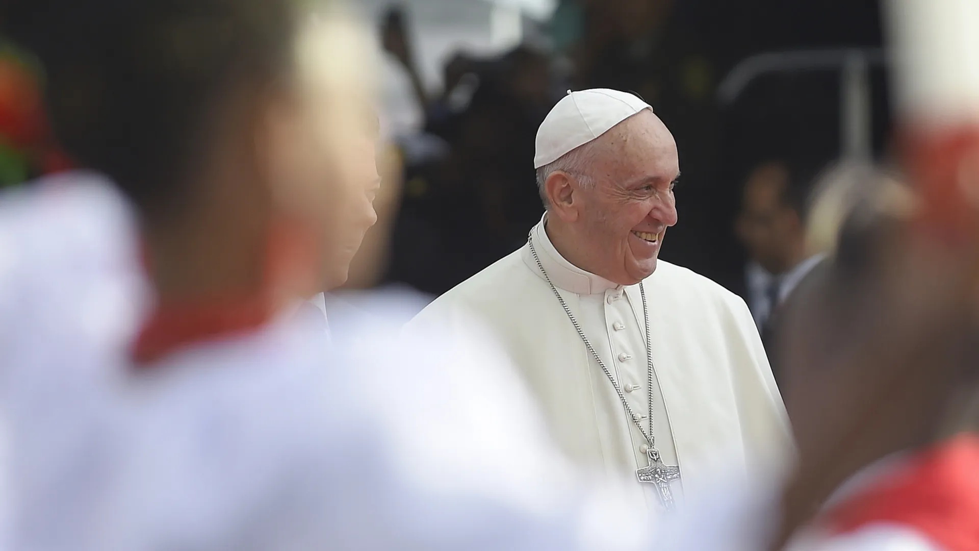 Francisco, el documental de la TV pública sobre el Papa de ruana, carriel y sombrero ‘vueltiao’
