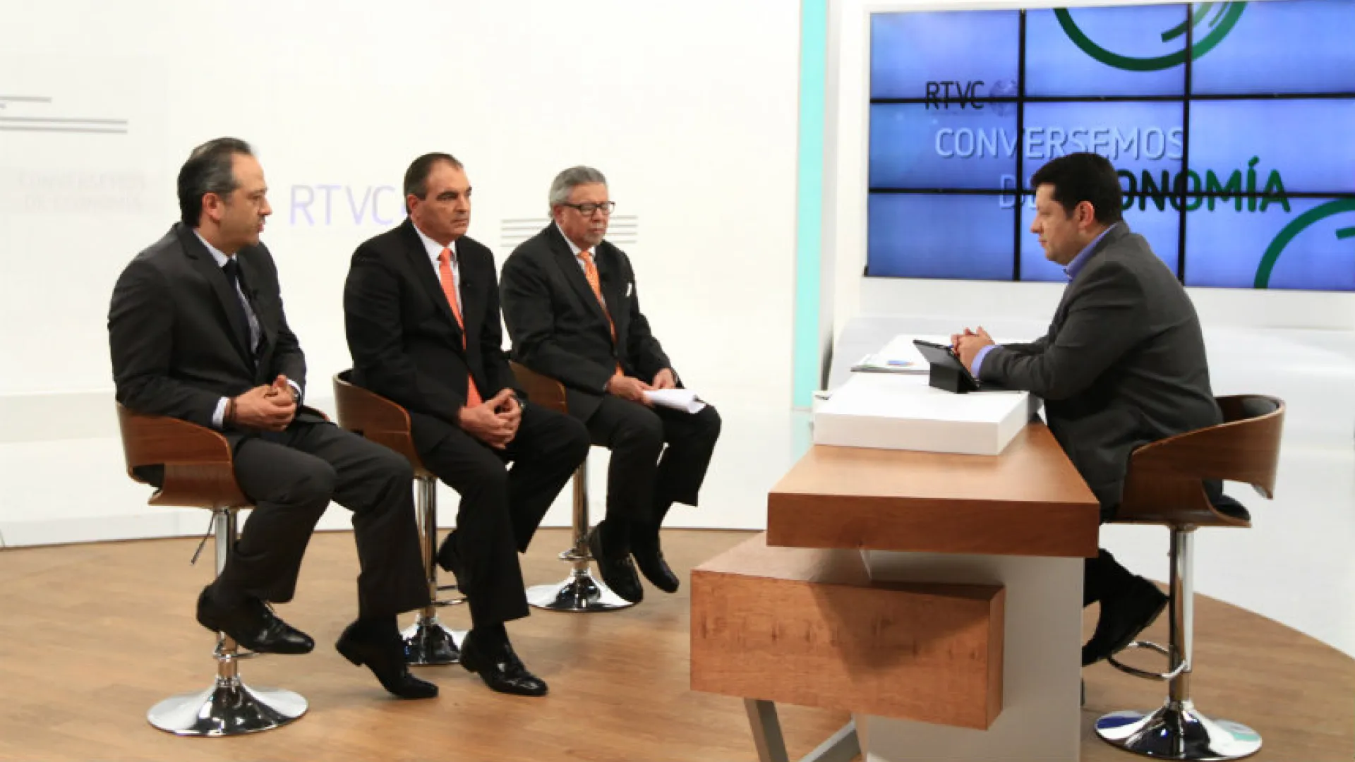 “Conversemos de Economía” de RTVC analizará la ola invernal y su impacto en el precio de los alimentos