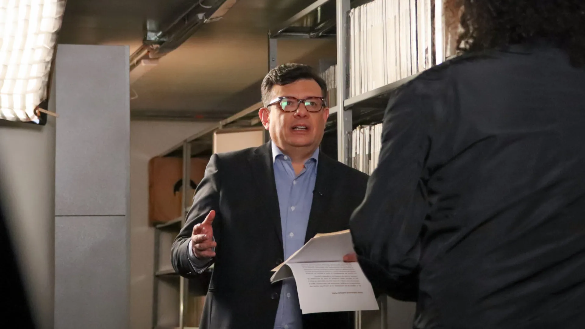 Hoy, en Noches de Opinión: “Las guerras esmeralderas en Colombia”, en boca del historiador y escritor Petrit Baquero