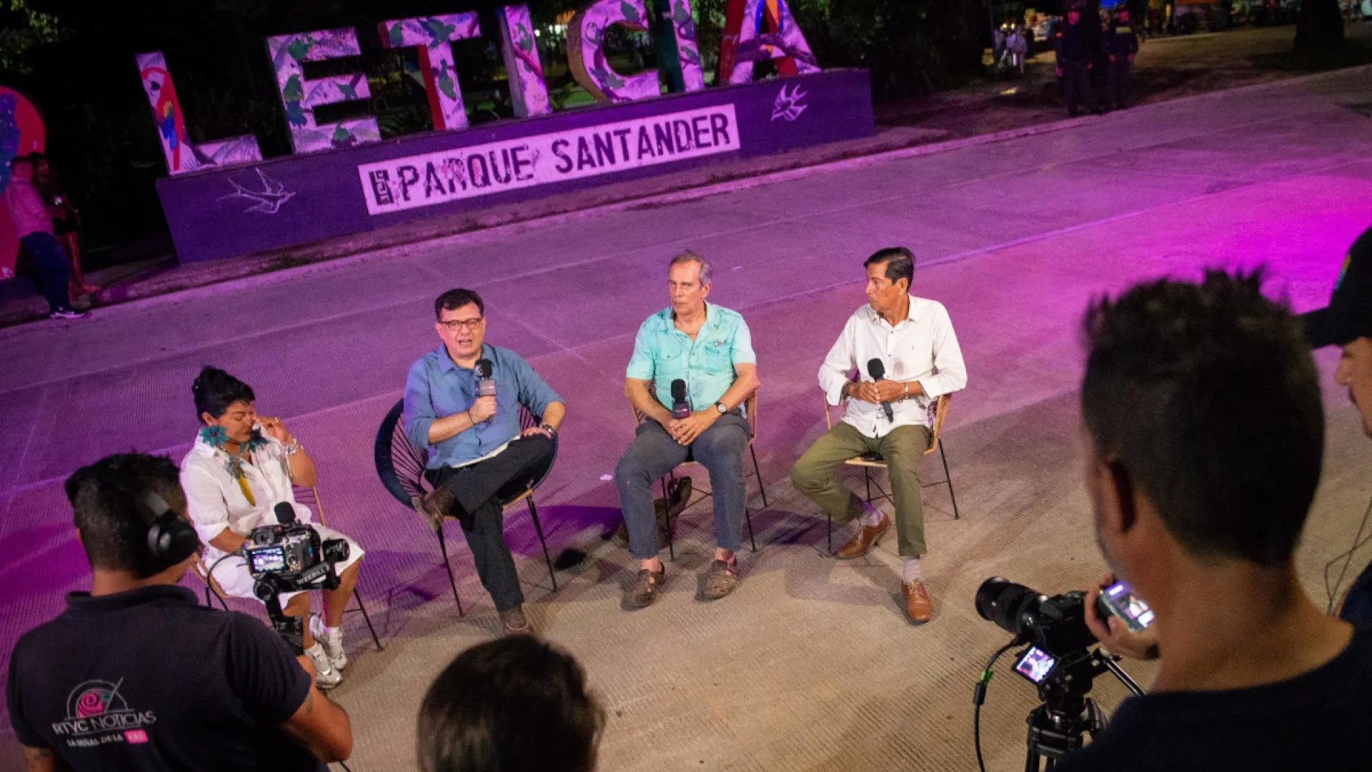 En Noches de Opinión se analizó la situación limítrofe de Colombia con Perú