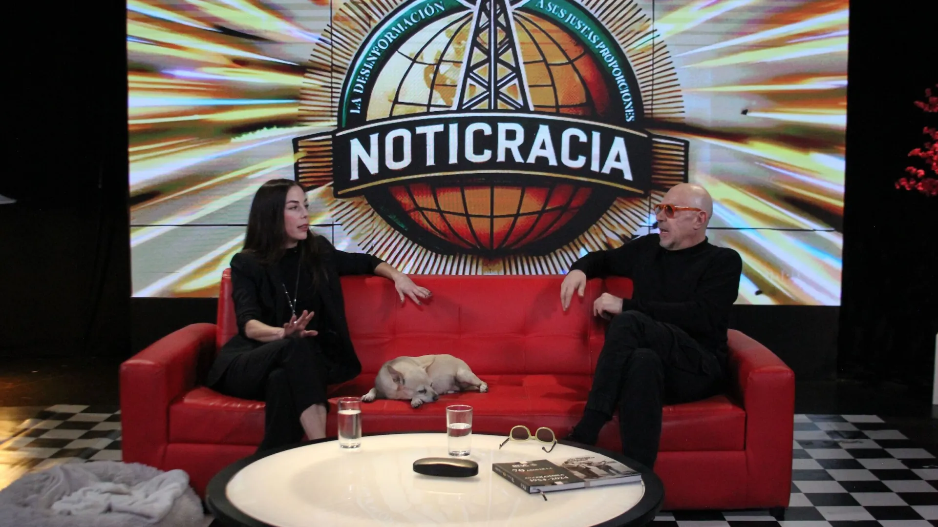  Este miércoles Noticracia analiza con irreverencia noticias falsas