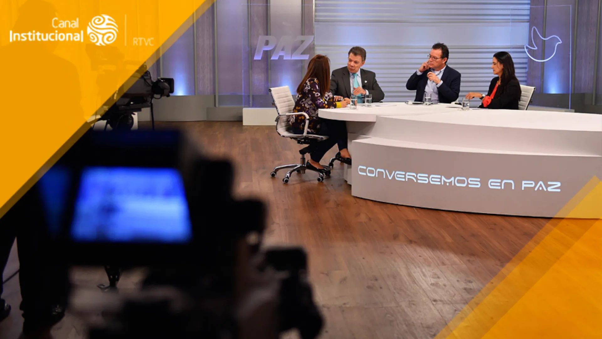 Los humoristas del país hablan de su papel en el proceso de paz