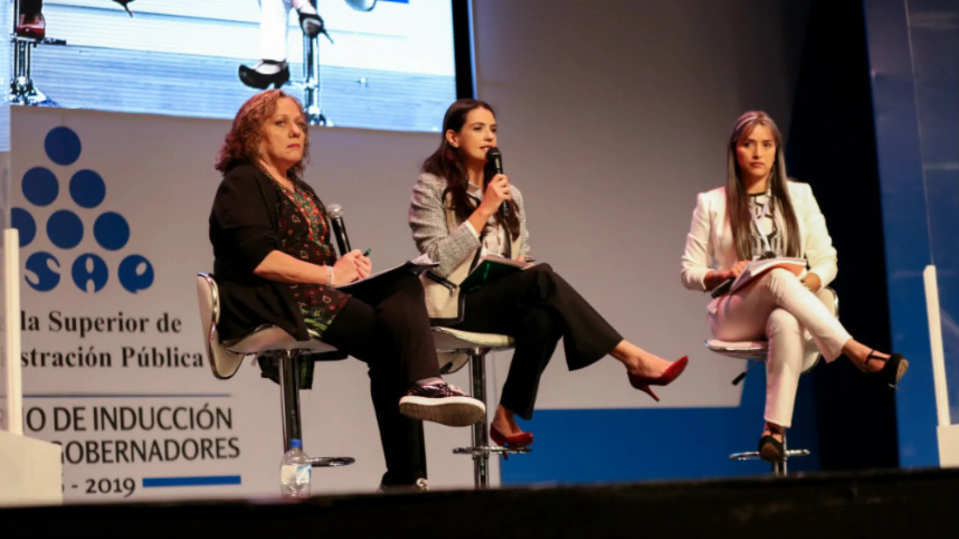 La paz aplicada en los territorios, tema central de “Conversemos en Paz”