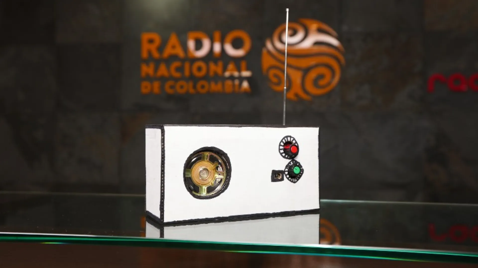 Celebración 80 años de la radio