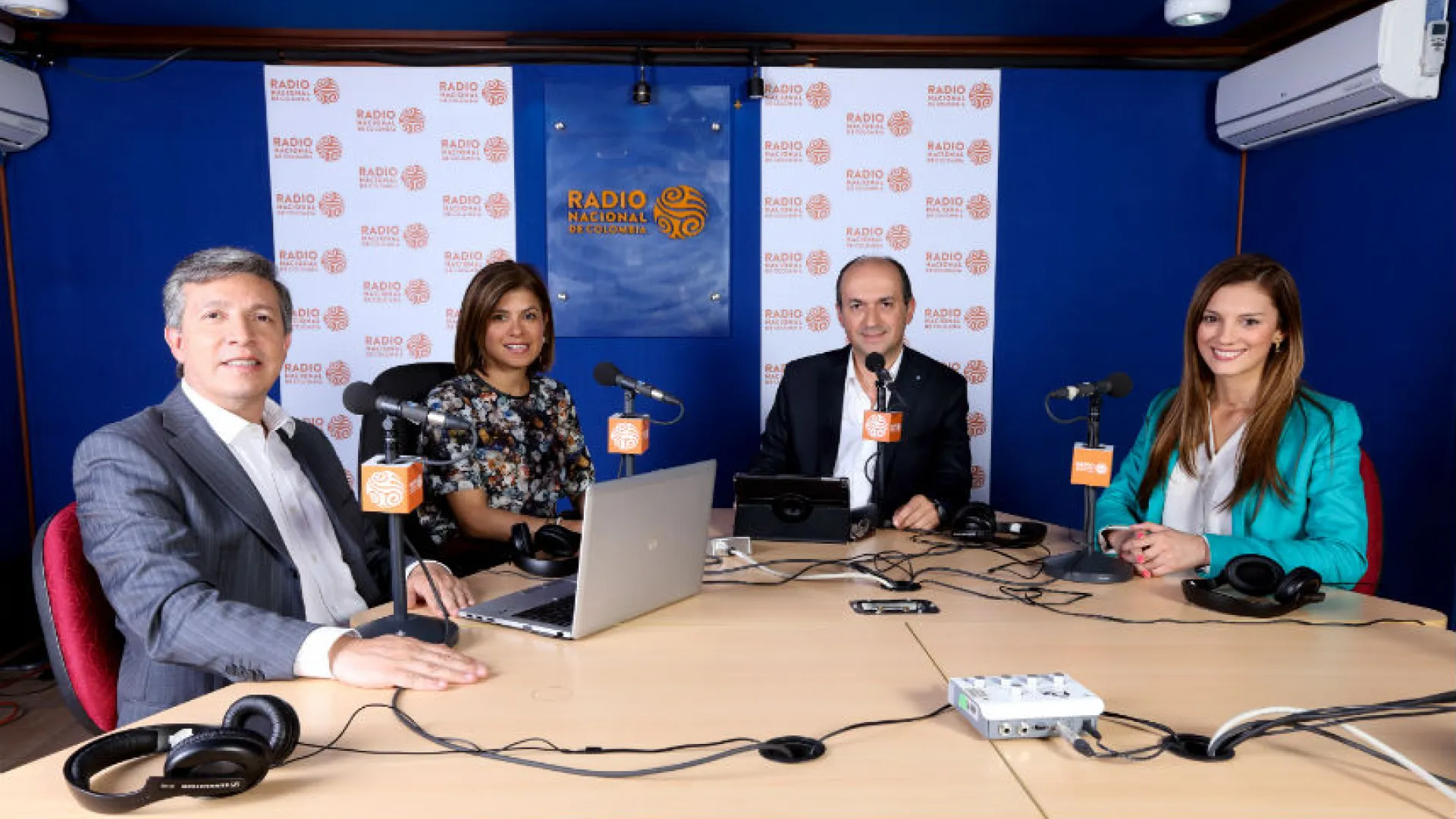 Nuevo equipo informativo en Radio Nacional de Colombia
