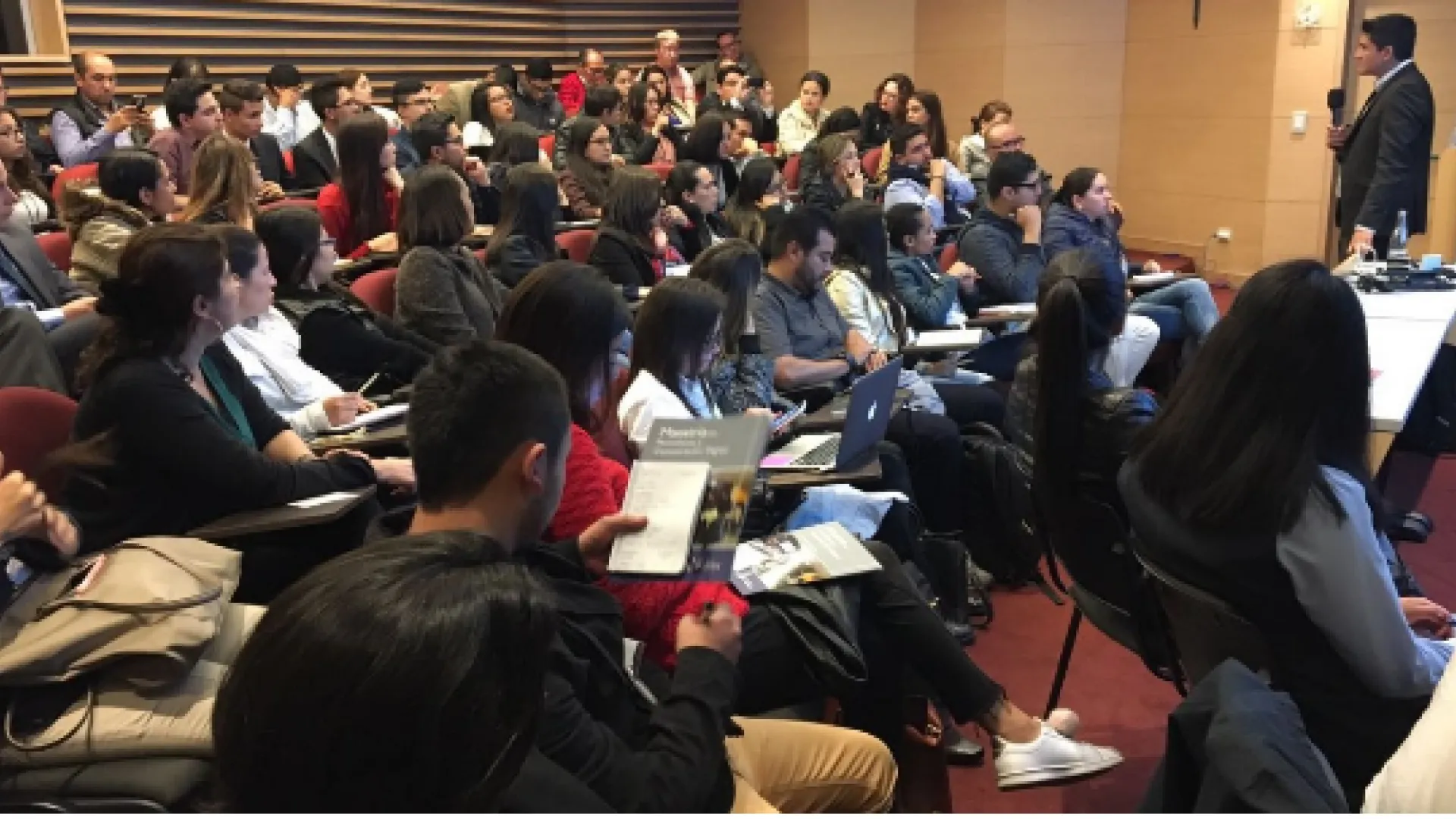 Taller periodismo móvil RTVC