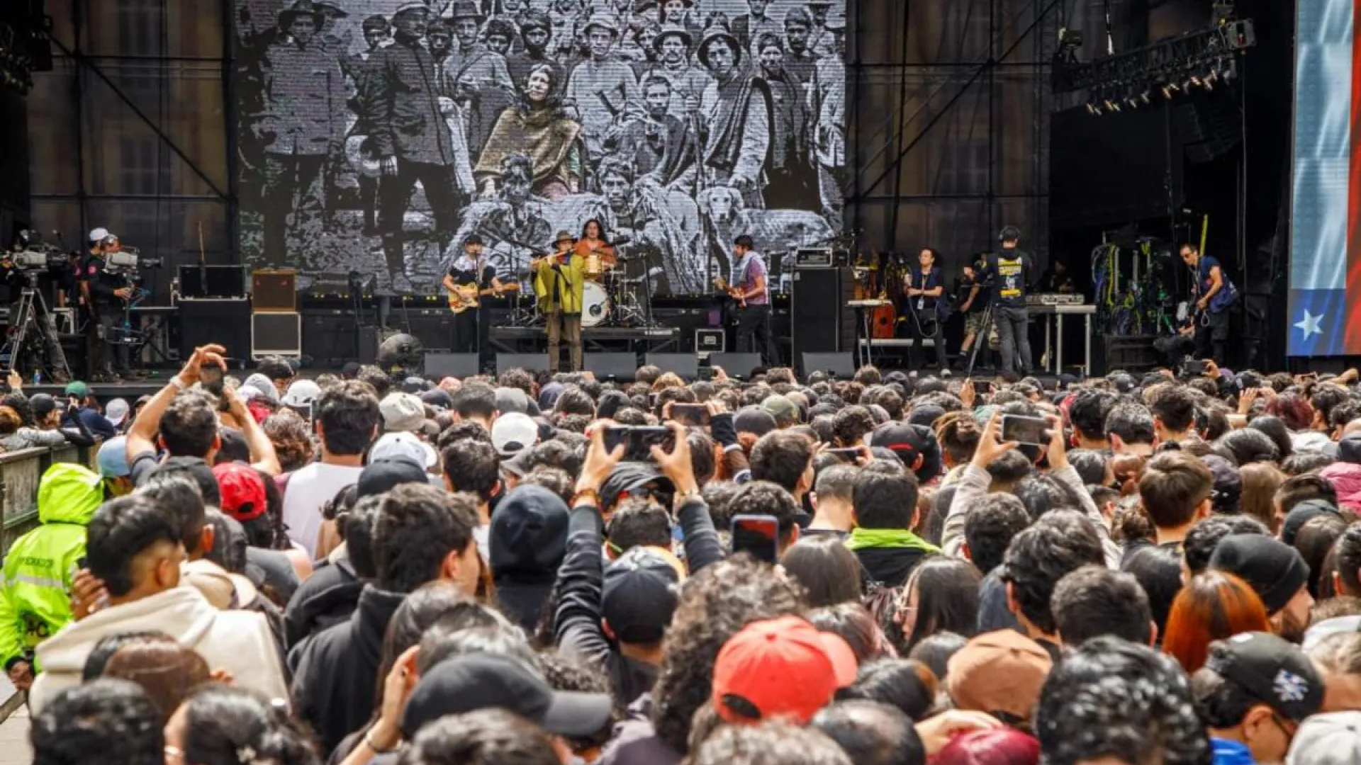 Millones de corazones cantaron a la esperanza