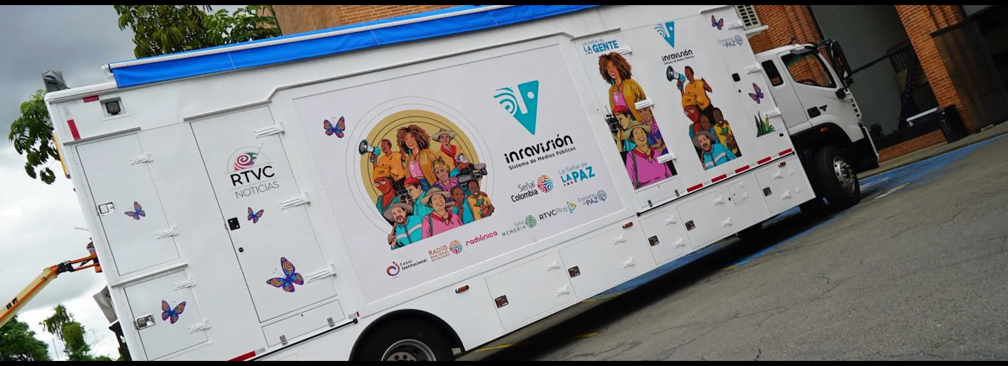 RTVC denuncia graves irregularidades en unidad móvil adquirida por $11.924 millones en 2025 y que no puede operar