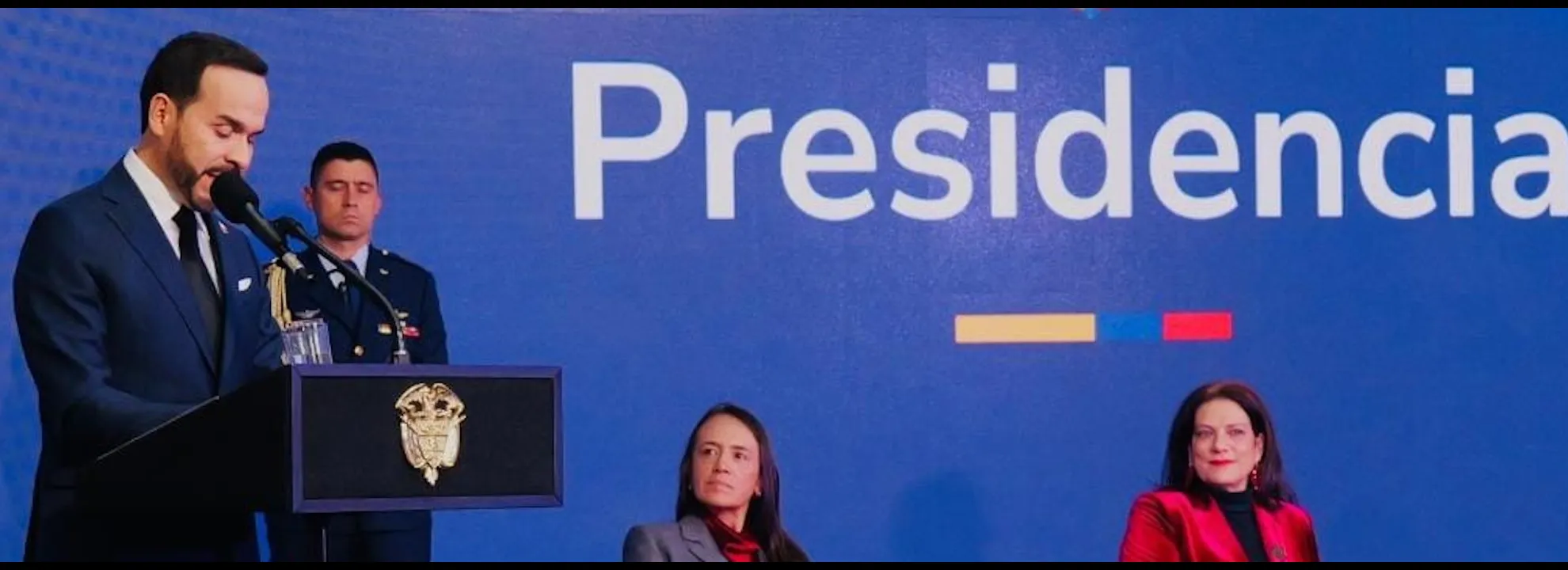 El Presidente Abelardo De La Espriella anunció "El resurgir de la Señal de la Patria"