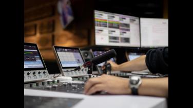 Así sintonizas las 64 frecuencias de Radio Nacional en todo el país