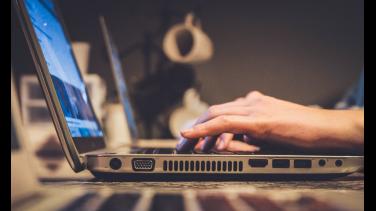 La crisis global de acceso a Internet: informe de Radiónica