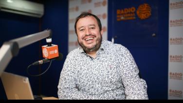 ¿Cómo conectarte a la señal en vivo de Radio Nacional de Colombia?