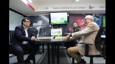 Mientras aumentan los consumidores en EE.UU., Colombia sigue poniendo los muertos: análisis hoy en Noches de Opinión de Señal Colombia