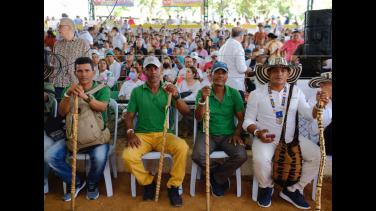 "Diálogos vinculantes" y otros nuevos espacios de Canal Institucional