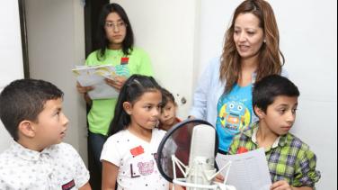 Niños en taller Cuentazos con efectazos, Señal Colombia de RTVC