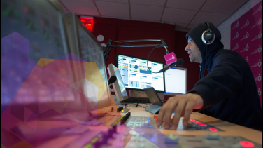 El Profe, director de Radiónica