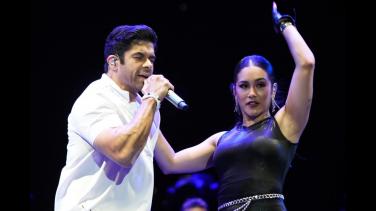 La Gran Muestra Cultural país de la belleza acompaña a la gente en la noche de Navidad