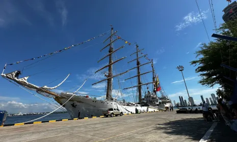 "A bordo del Buque Gloria", especial para este festivo en Canal Institucional