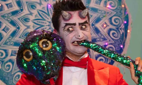 Diablito Arnold de la Brújula Mágica y Débora Víbora de Territorio Mágico