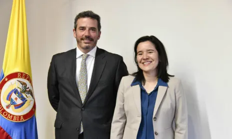 Juan Ramón Samper, gerente de RTVC y Sylvia Constaín,   