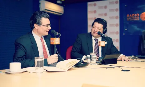 Ministro de Salud, Alejandro Gaviria, en la Radio Nacional de Colombia
