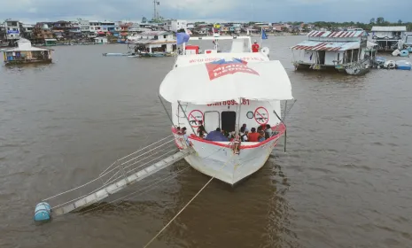 "Patrulla médica": la misión del primer barco hospital de Colombia llega a la televisión