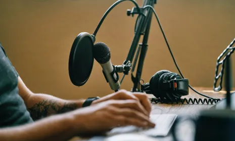 Ocho consejos para estructurar un pódcast narrativo