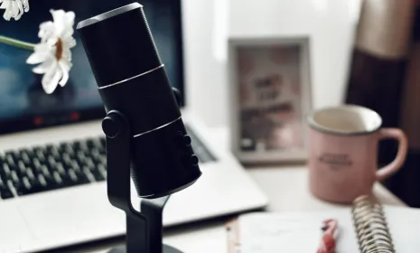 Guía práctica para tomar riesgos narrativos al hacer un podcast