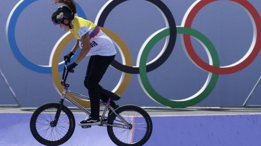 Juegos Olímpicos por Radio Nacional: diploma olímpico para Queen Saray Villegas