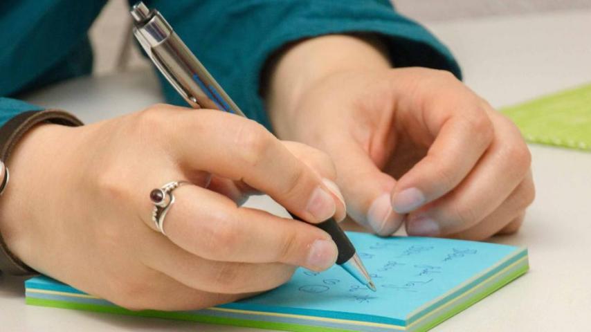 Mira cómo poner una acción de tutela con tu amigo Canal Institucional