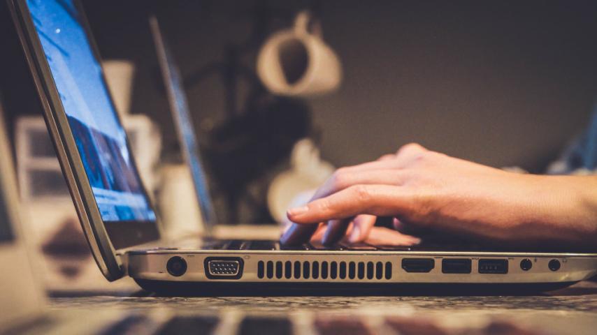 La crisis global de acceso a Internet: informe de Radiónica