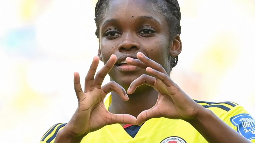 Linda Caicedo se roba el show en el Mundial
