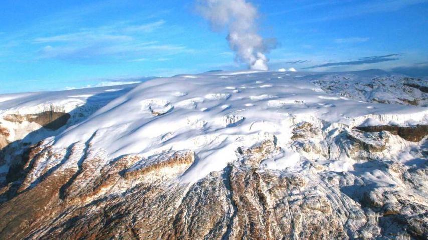Las 3 erupciones del Nevado del Ruiz: informe de Radio Nacional de Colombia
