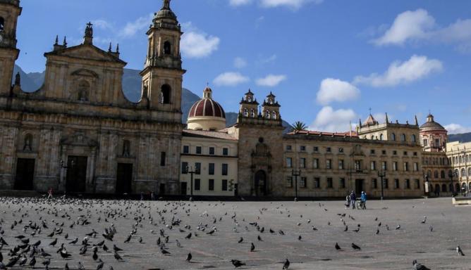 Bogotá se cuenta en 100 palabras