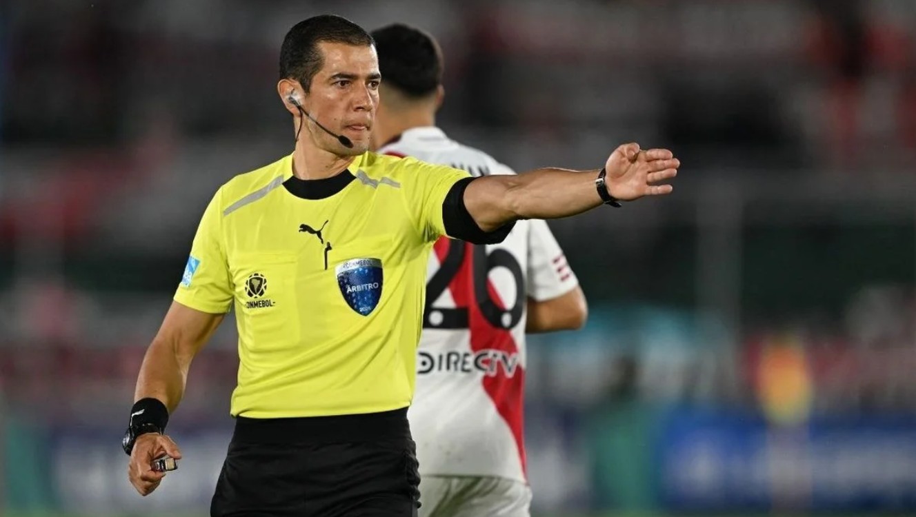 Andrés Rojas será el juez centra colombiano en el Mundial 2026