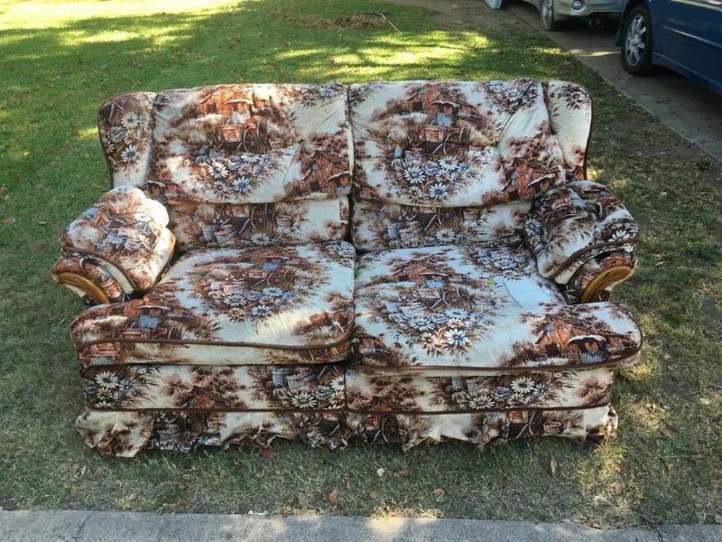 tradiciones de Año Nuevo sofa