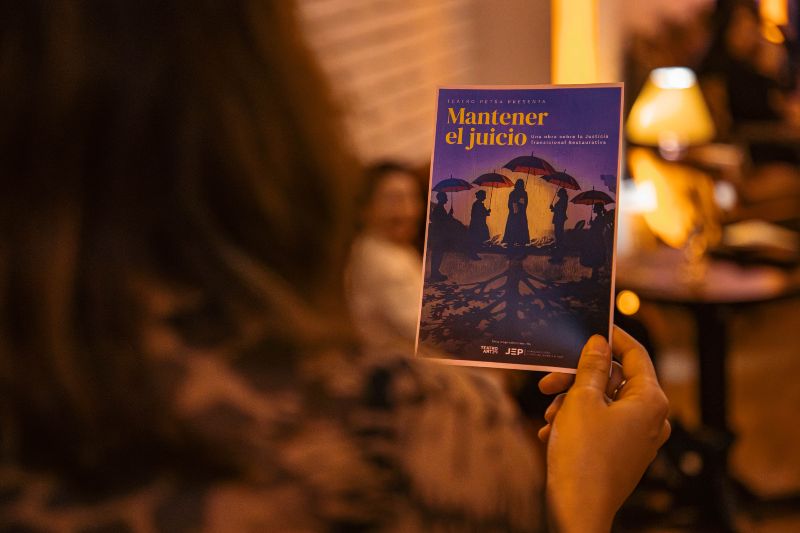 Mantener el juicio Teatro Petra