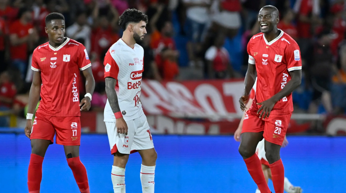 América y Santa Fe igualaron a un gol en el partido de ida. Foto: Tomada y por cortesía de Winsports.co