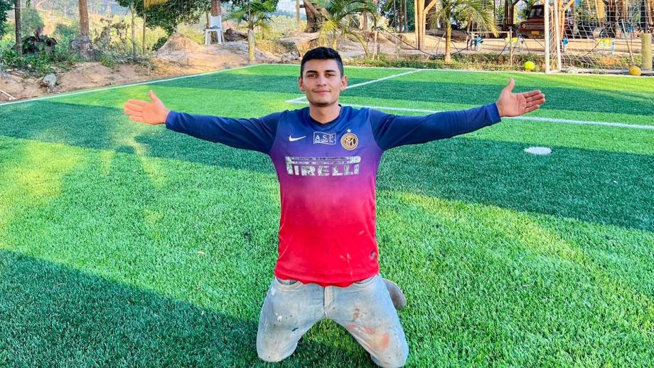 Jheisonfs, el campesino del Huila que convirtió el café en un proyecto de comunidad 