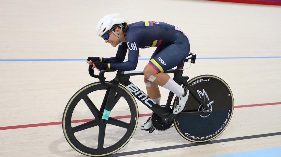 Lina Hernández consigue el oro en ómnium femenino, en los XIII Juegos Suramericanos Santa Fe 2026