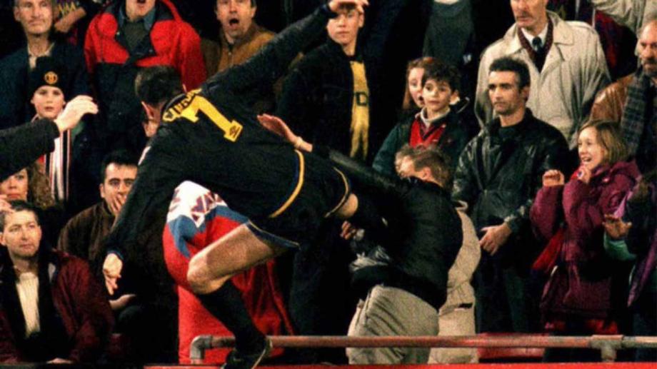 Cantona: 31 años de la patada que sacudió al fútbol y enfrentó al racismo en los estadios