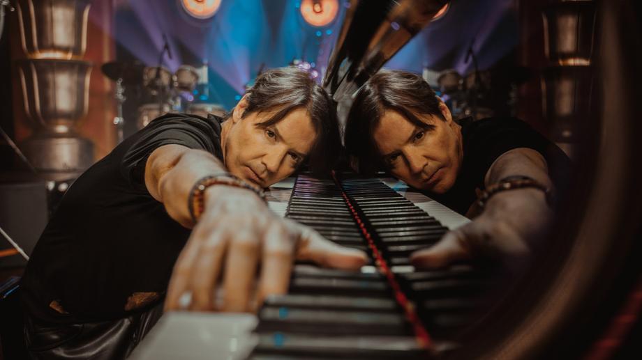 Arthur Hanlon en Bogotá: nueva fecha del concierto “2 Manos 1 Mundo” en 2026