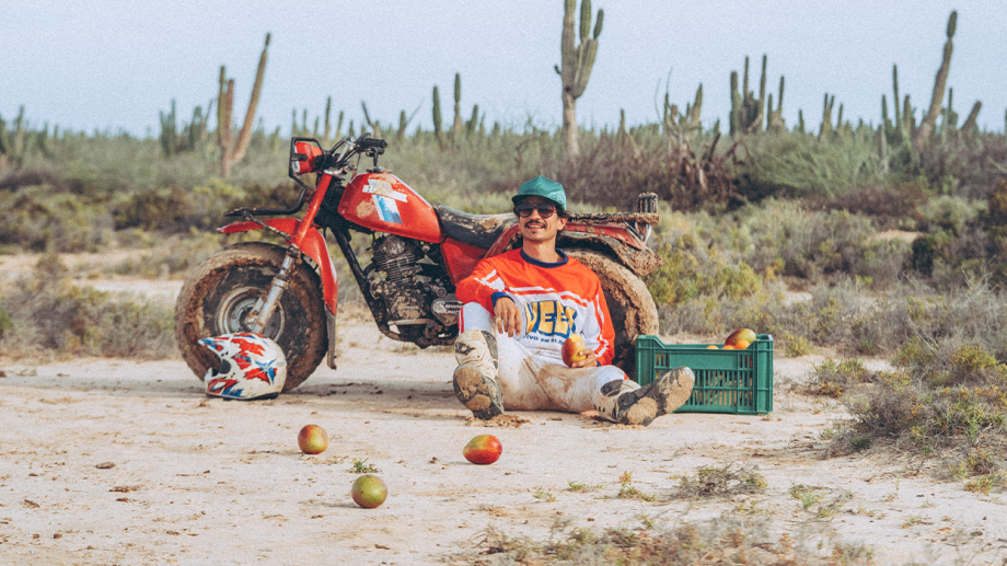 Caloncho presenta “Mangos” antes de su esperado show en Bogotá