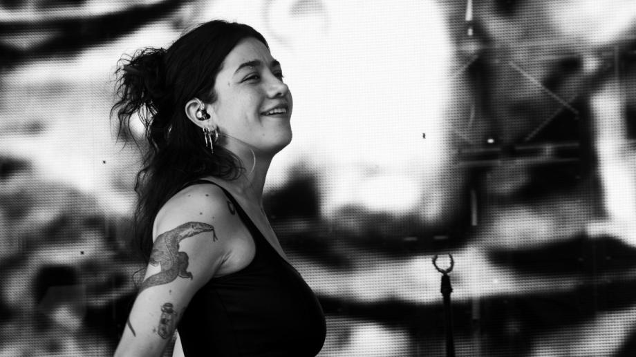 Briela Ojeda en La Colombiana Sound System