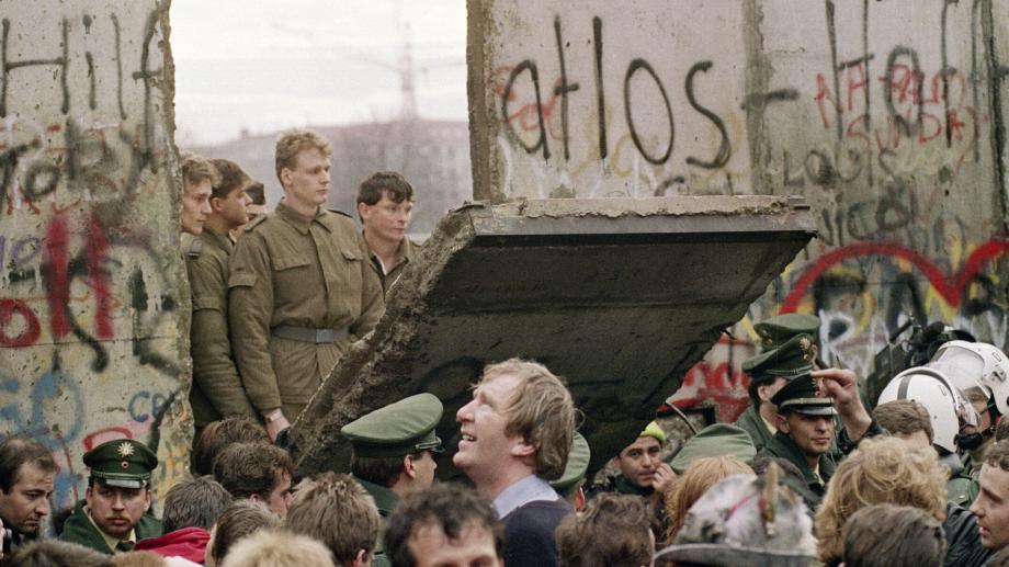 La caída del Muro de Berlín y la necesidad de pensar nuevos mundos posibles