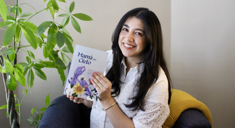 “Mamá del Cielo”: un libro que visibiliza la maternidad tras la pérdida gestacional