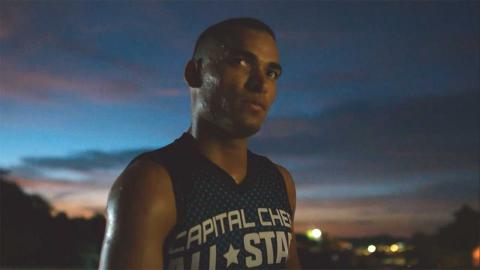 Deportistas de porrismo en el documental Caribbean Cheer